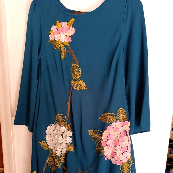 VARUN BAHL Applique Dress - Picture 1 of 4